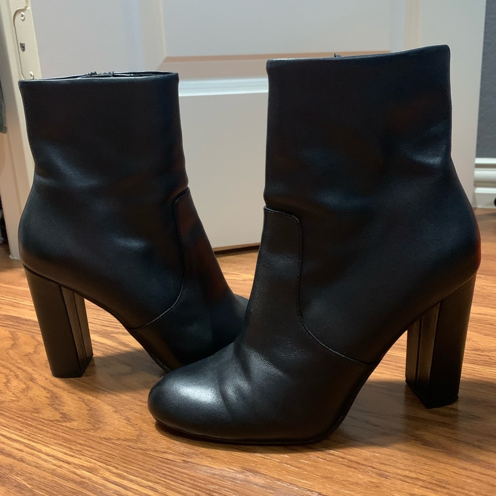 Steve Madden Booties, Black, Size: 8